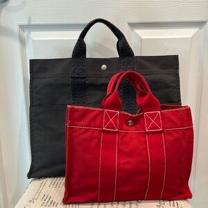 Welcome to @KmbrlysCloset🌸🌸Please feel free to bundle items and make an offer.